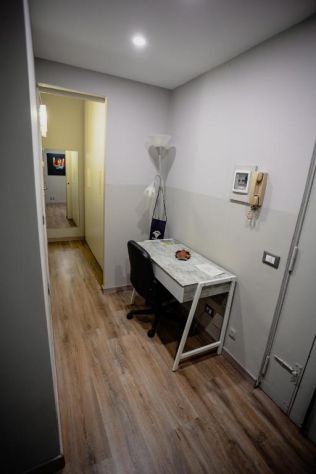 Centro storico mono nuovo arredo moderno per 6 mesi - Foto 8