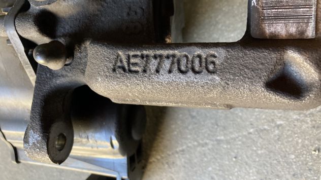 Pinza freno elettrica posteriore SX Peugeot 308 del 2018 (AE777006) - Foto 3