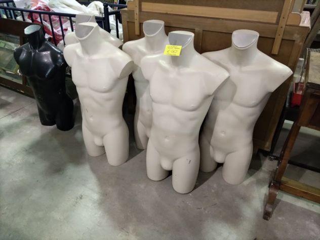 SEI MANICHINI MEZZO BUSTO - Foto 2