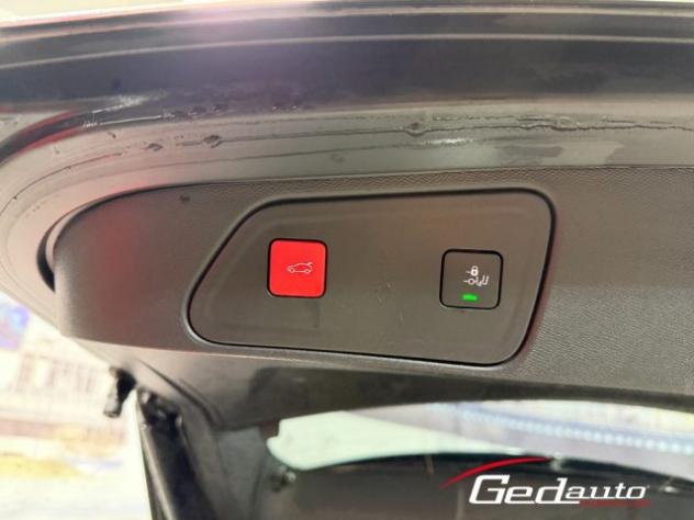 PEUGEOT 3008 BlueHDi 130 S&S EAT8 GT FULL-LED NAVI rif. 24131369 - Foto 8