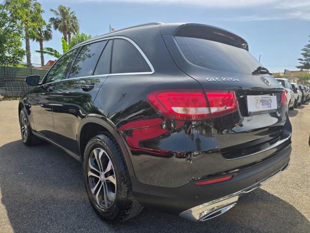 MERCEDES GLC 220D 4MATIC PREMIUM SPORT - Foto 8