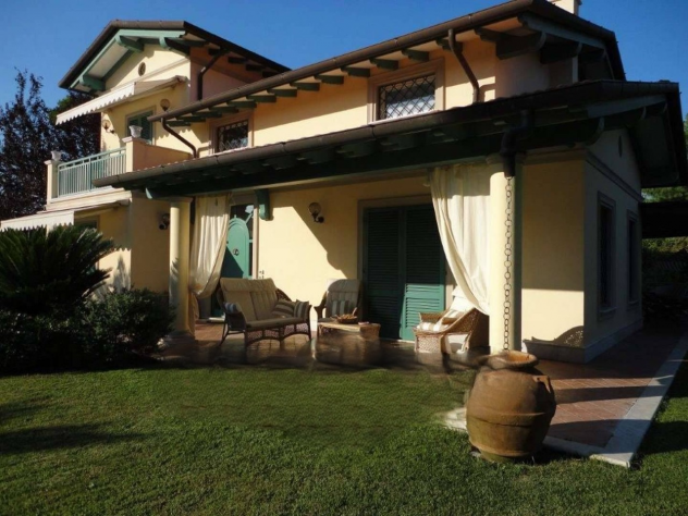 Villa in affitto a Forte dei Marmi 160 mq Rif: 1242407 - Foto 2