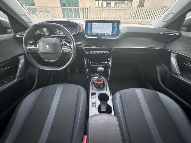 Peugeot 2008 PureTech Allure Pack S/S 100cv - Foto 10
