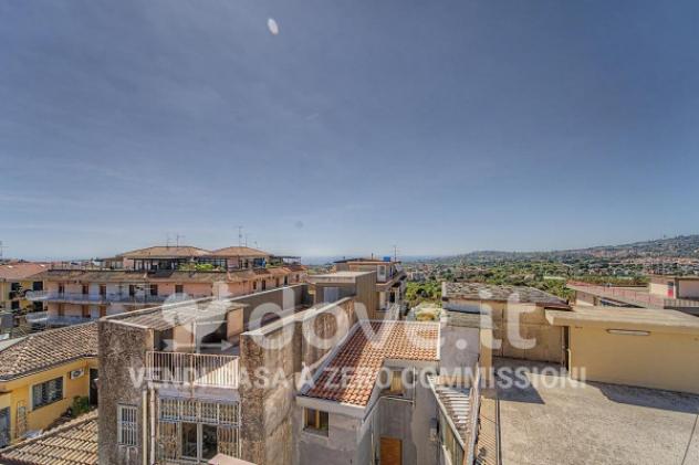 Attico / Mansarda di 80 m² con 3 locali in vendita a Acireale - Foto 2