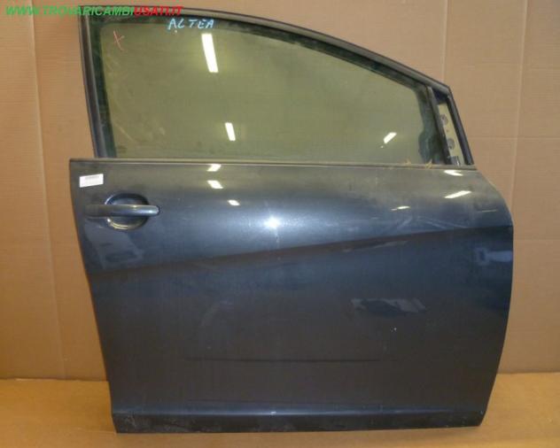 PORTA ANT.D. GRIGIO SCURO MET. CON ALZACR. SEAT ALTEA (5P) XL Carrozzeria Lamierati esterni Porte Porta ant. dx. SEAT - ALTEA XL - 01-10-2006 - 01