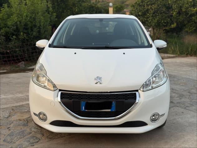 Peugeot 208 1.4 HDi 68 CV 5 porte Allure - Foto 8