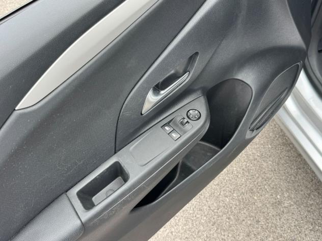 Opel Corsa 1.5 D 100 Edition - Foto 4