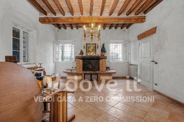 Villa di 330 m² con 4 locali in vendita a Crevalcore