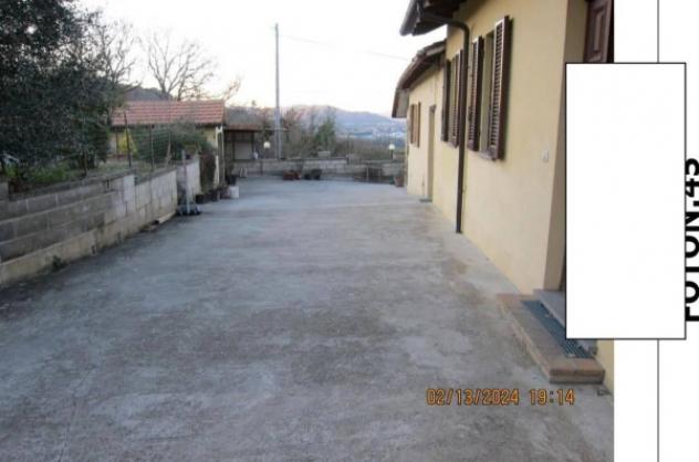 Immobile in asta di 116 m² con più di 5 locali e box auto in vendita a Perugia - Foto 7