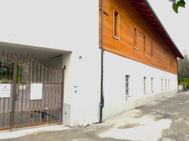 OULX BELLISSIMO BILOCALE " IDA " CON POSTO AUTO E GIARDINO - Foto 8