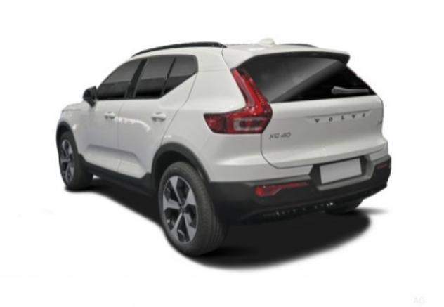 VOLVO XC40 PLUS BLACK EDITION B3 AUT rif. 23802026 - Foto 7