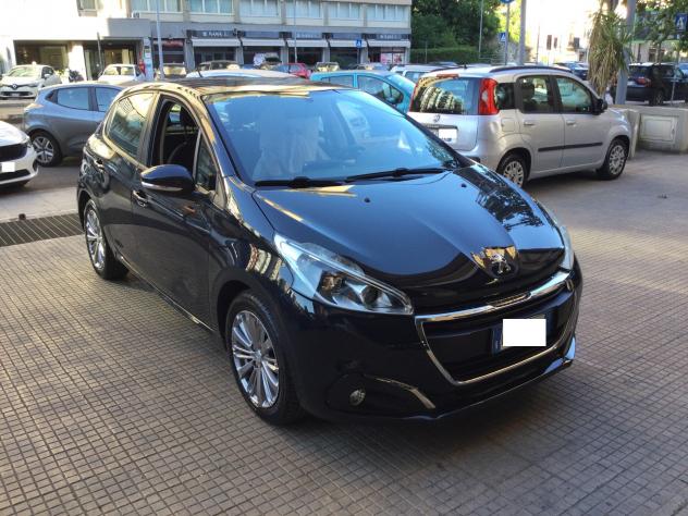 Peugeot 208 PureTech 82 5p. GPL Allure - Foto 3