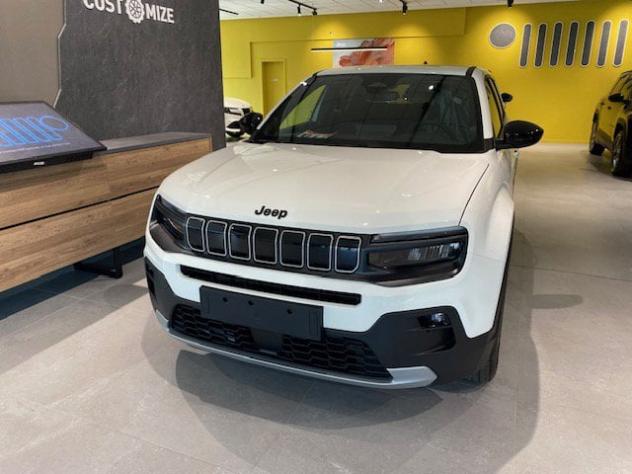 Jeep Avenger e-Hybrid 1.2 MHEV e-Hybrid Turbo Black Edition - Foto 3