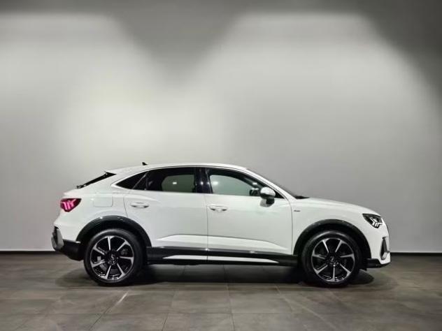 AUDI Q3 SPB 40 TDI Quattro S tronic S line Sline rif. 23252419 - Foto 4