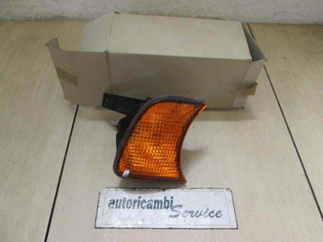 63131384034 FANALINO FRECCIA INDICATORE DI DIREZIONE ANTERIORE DESTRO BMW SERIE 5 E34 2.0I BERLINA RICAMBIO NUOVO