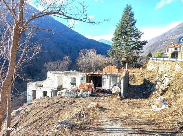 V000500 - TERRENO EDIFICABILE IN POSIZIONE PANORAMICA