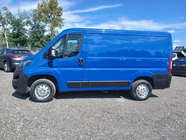 Peugeot Boxer 330 2.2 BlueHDi 120 S&S PC-TN Furgone - Foto 2