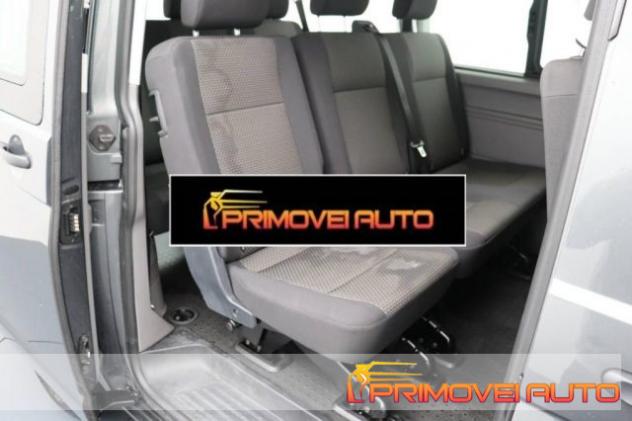 VOLKSWAGEN Caravelle 2.0 TDI 150CV BlueMotion DSG rif. 20886793 - Foto 9