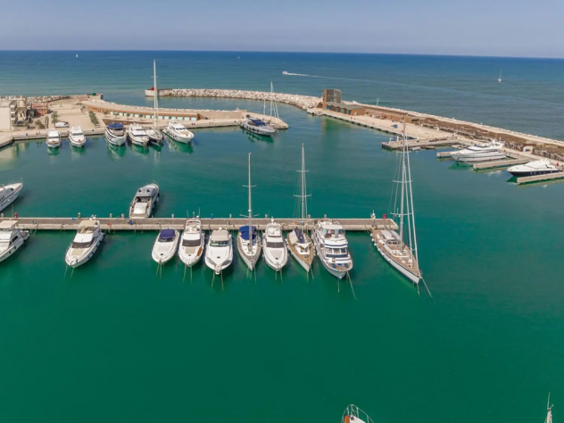 Asta Posti barca a Marina di Pisa con box e posti auto - Foto 6