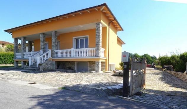 Villa in vendita a Altopascio 300 mq Rif: 1426512 - Foto 2