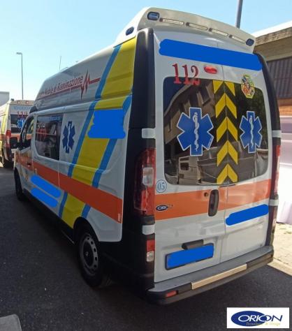 RENAULT TRAFIC AMBULANZA (4433) - Foto 6