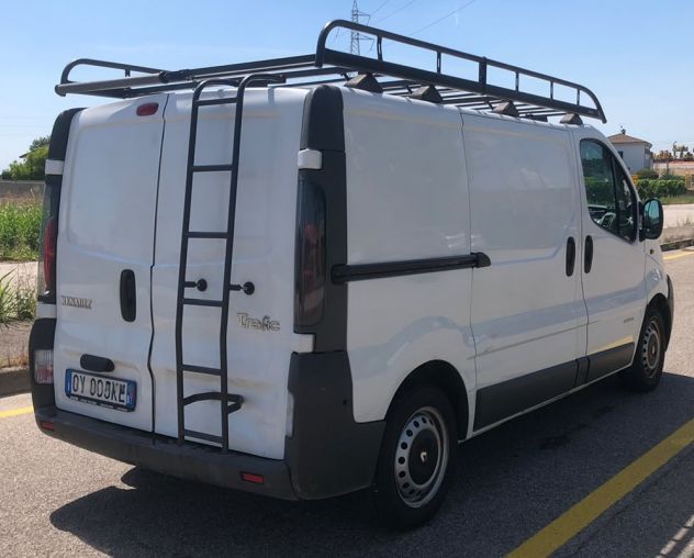 FURGONE RENAULT TRAFIC 1.9 DIESEL ANNO 2005 - Foto 3