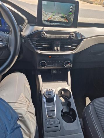 Ford Kuga 1.5 EcoBlue 120 CV aut. 2WD Tit 2022 - Foto 7