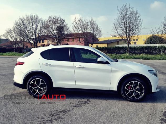 ALFA ROMEO Stelvio 2.2 T.diesel 210 CV AT8 Q4 Exec.