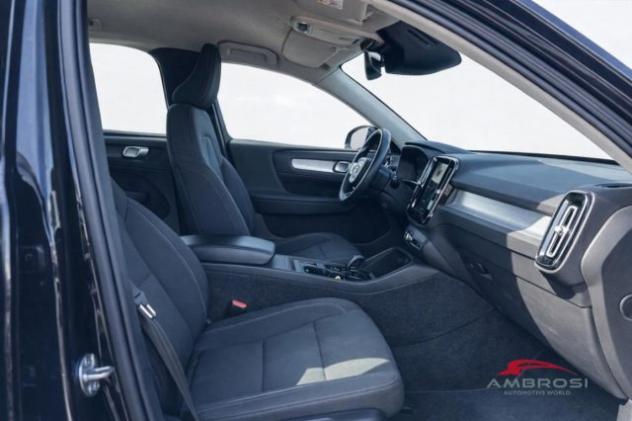 VOLVO XC40 T2 Geartronic Momentum Pro rif. 23452442 - Foto 10