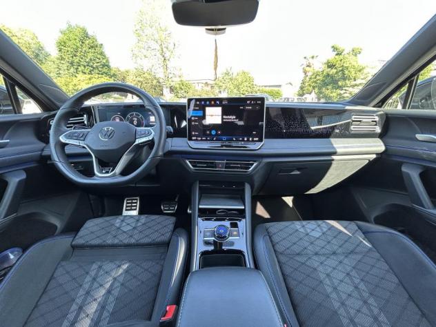 Volkswagen Tiguan 2.0 TDI 150cv DSG R-Line UFF. ITALIA * 27 MILA KM - Foto 10