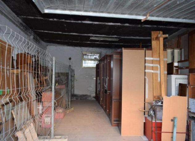 Immobile in asta di 627 m² con più di 5 locali e box auto in vendita a Castelvetro di Modena - Foto 6