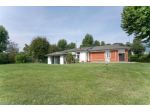 Villa di 892 m² con più di 5 locali in vendita a Molteno
