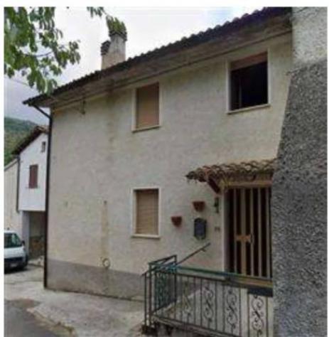 Immobile in asta di 126 m², box auto in vendita a Sefro - Foto 3