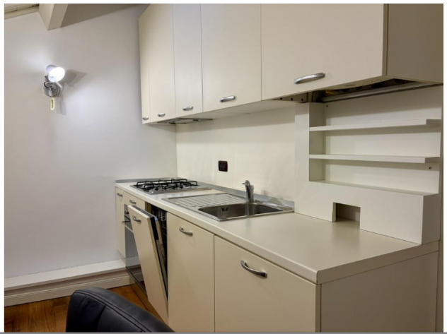 Appartamento di 50mq con travi a vista - Foto 6