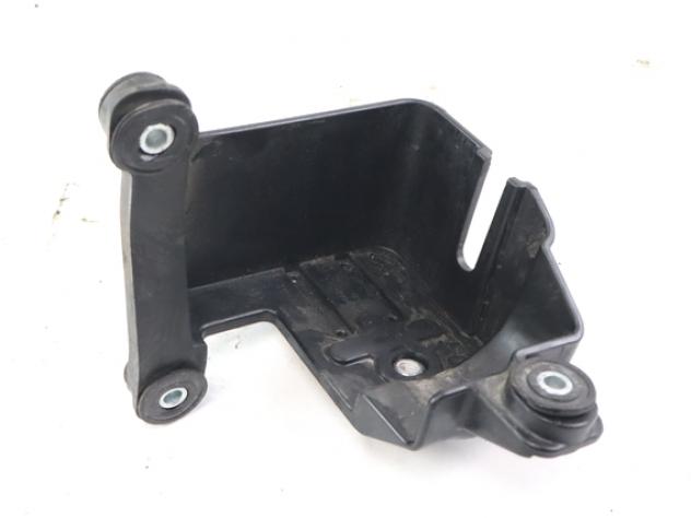 APRILIA SX 125 2B004275 SUPPORTO MODULATORE PRESSIONE ABS 21 - 24 MODULATOR BRACKET