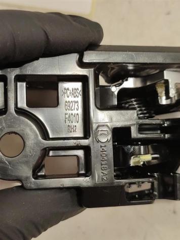 MANIGLIA INTERNA ANTERIORE DESTRA TOYOTA C-HR Ibrida 69273F4010 140418A2 2ZR (1623) - Foto 4