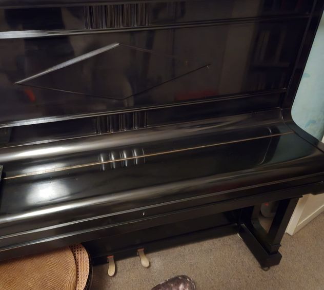 VENDO PIANOFORTE AUGUST FRSTER MILANO
