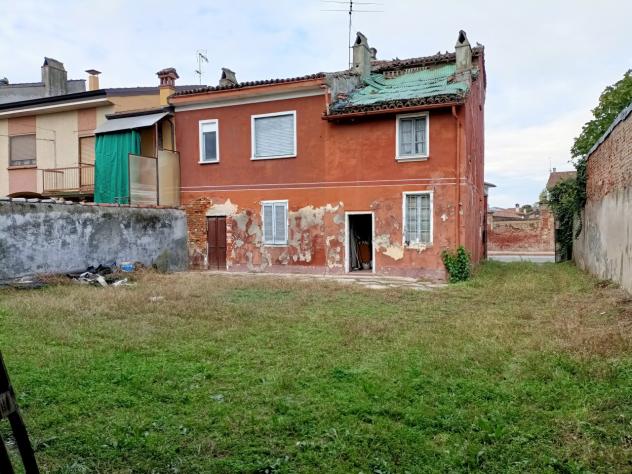 Rustico in vendita a Pieve Porto Morone