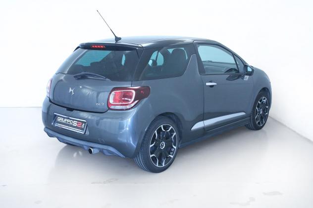 DS DS3 PureTech 82 Sport Chic/ LED Vision - Vetri posteriori oscurati - Navigatore - Regolatore e limitatore di velocità - Foto 4
