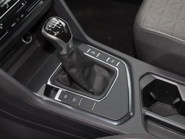 Volkswagen Tiguan 1.5 TSI LIFE NAVI LED ACC PACCHETTO INVERNALE - Foto 8
