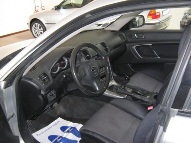 SUBARU Legacy 2.0 16V Station Wagon rif. 13077542 - Foto 5