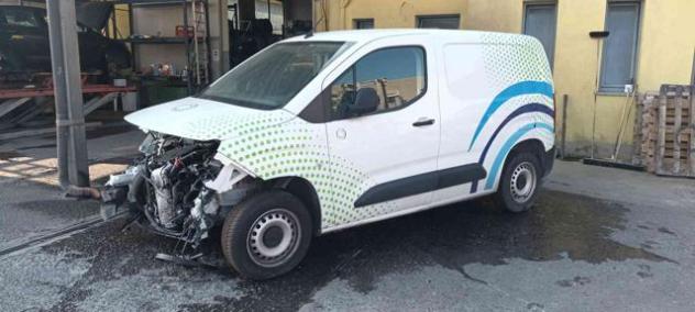 OPEL combo 1.5 Diesel INCIDENTATO rif. 23526500 - Foto 2