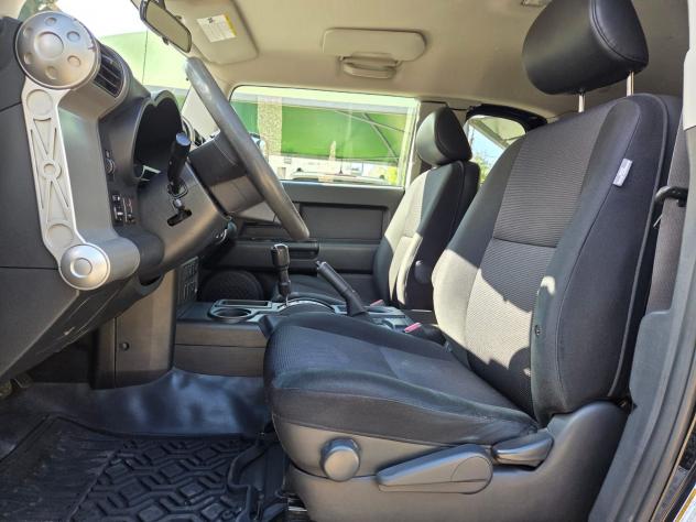 Toyota FJ Cruiser 4.0 benzina 239CV 2WD - Foto 9