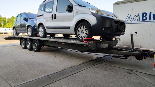 Rimorchio trasporto auto doppio con verricello due auto