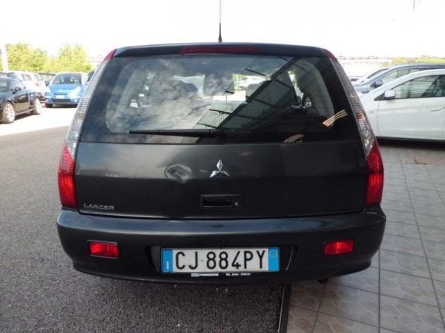 Mitsubishi Lancer Lancer 1.6 16V S.W. SE - Foto 4