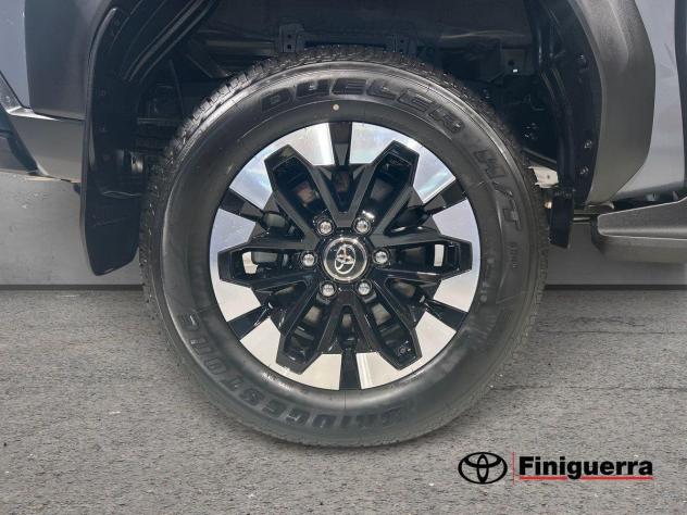 Toyota Hilux 2.8 DIESEL MILD HYBRID 48V 204 CV AUTOMATICO PREMIUM - Foto 7