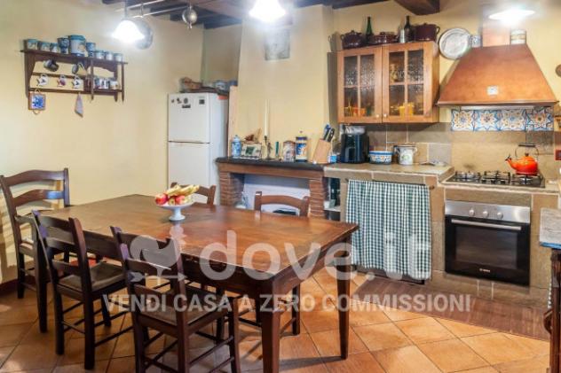 Villa di 250 m² con più di 5 locali e posto auto in vendita a Castel del Piano - Foto 13