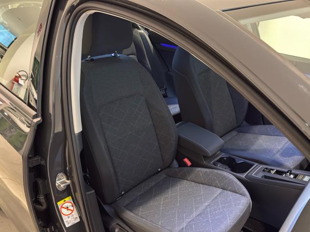 Volkswagen Golf 1.5 TGI DSG Navi Fari LED Adap. Cruise Sensori - Foto 5