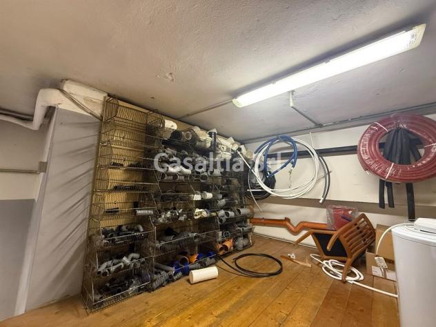 Spazio C3 con accesso furgoni, soppalco e ufficio - Foto 2
