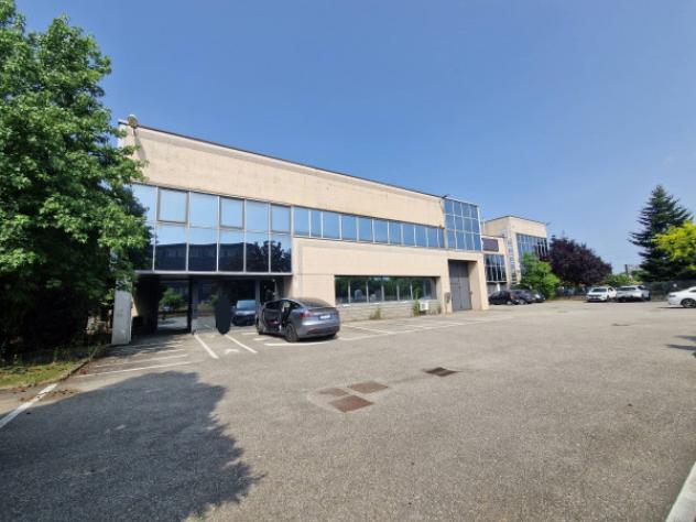 Immobile di 1400 m² con più di 5 locali in affitto a Rho - Foto 3